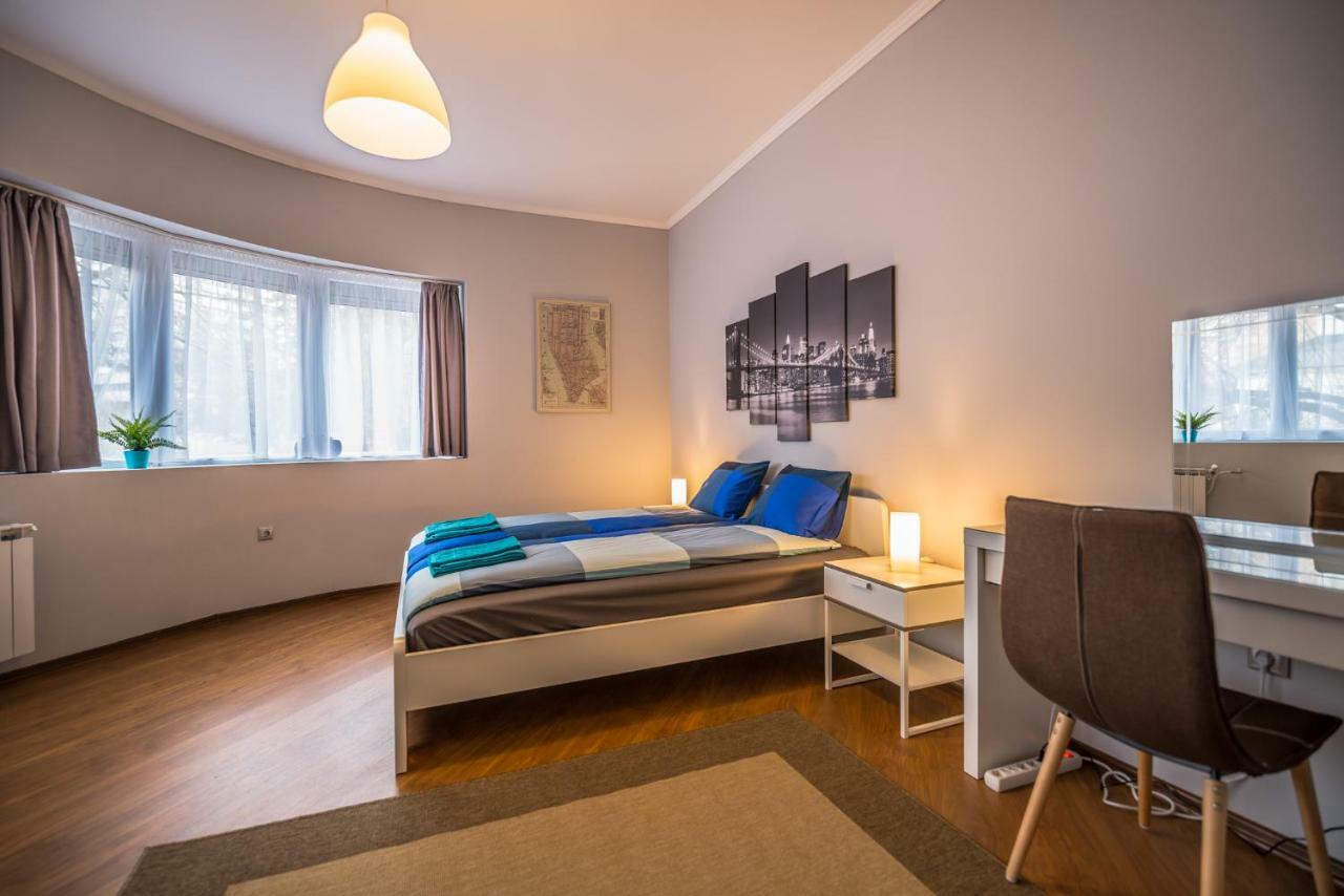 5Th Avenue Sofia Two Bedroom, Two Bathroom, Positano Street Suite By Flat Mаnager Sófia Exterior foto