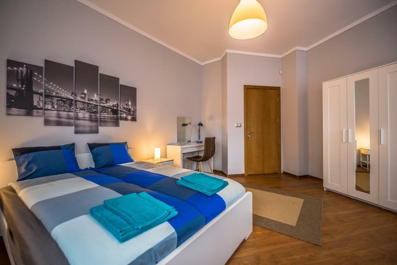 5Th Avenue Sofia Two Bedroom, Two Bathroom, Positano Street Suite By Flat Mаnager Sófia Exterior foto
