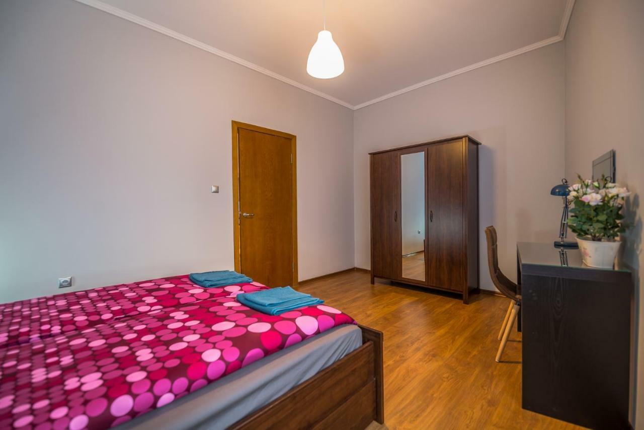 5Th Avenue Sofia Two Bedroom, Two Bathroom, Positano Street Suite By Flat Mаnager Sófia Exterior foto